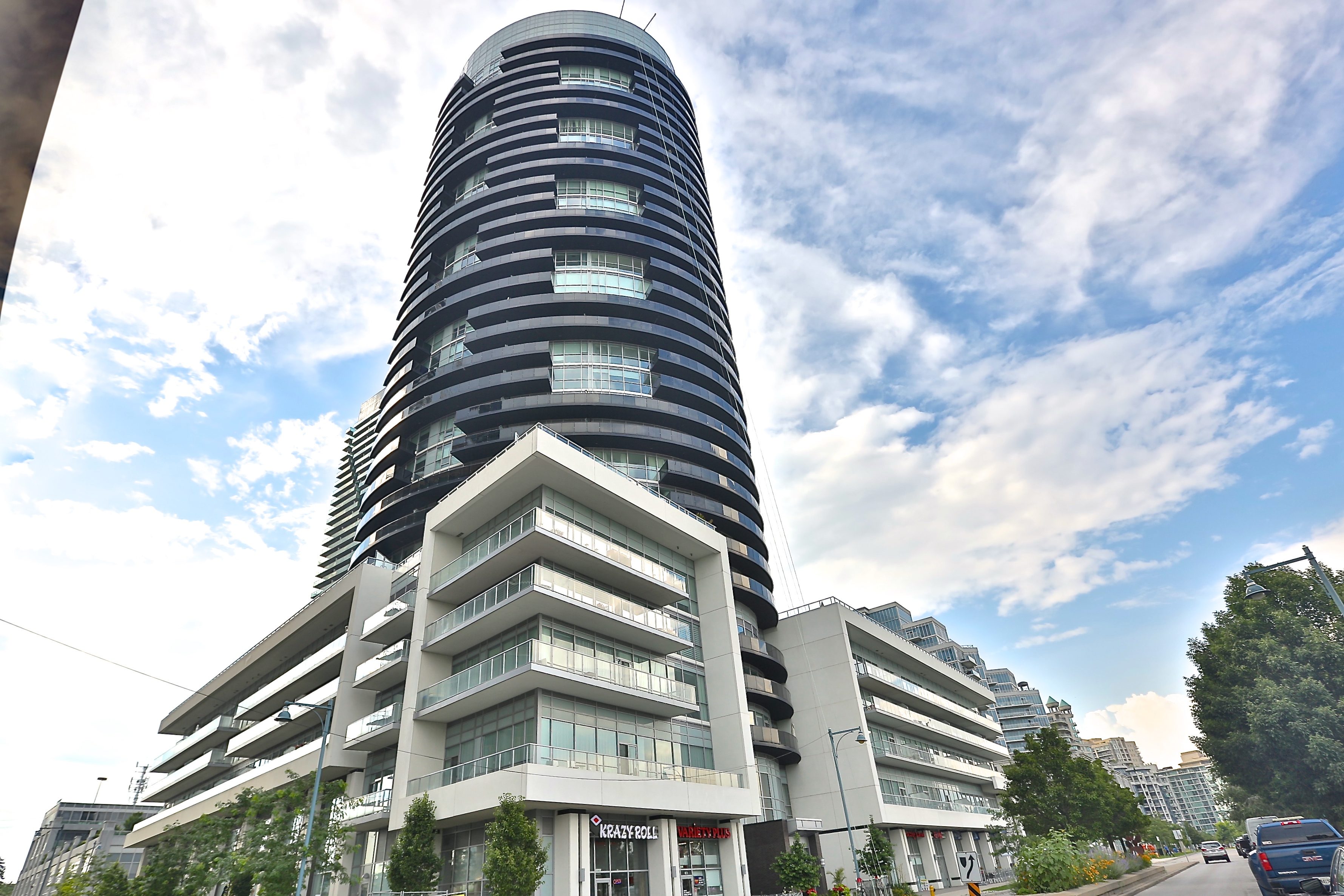 T  Marine Parade Drive Toronto Print    Marine Parade Drive 3560x2374 300dpi